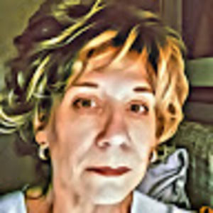 Meet your Posher, Dina